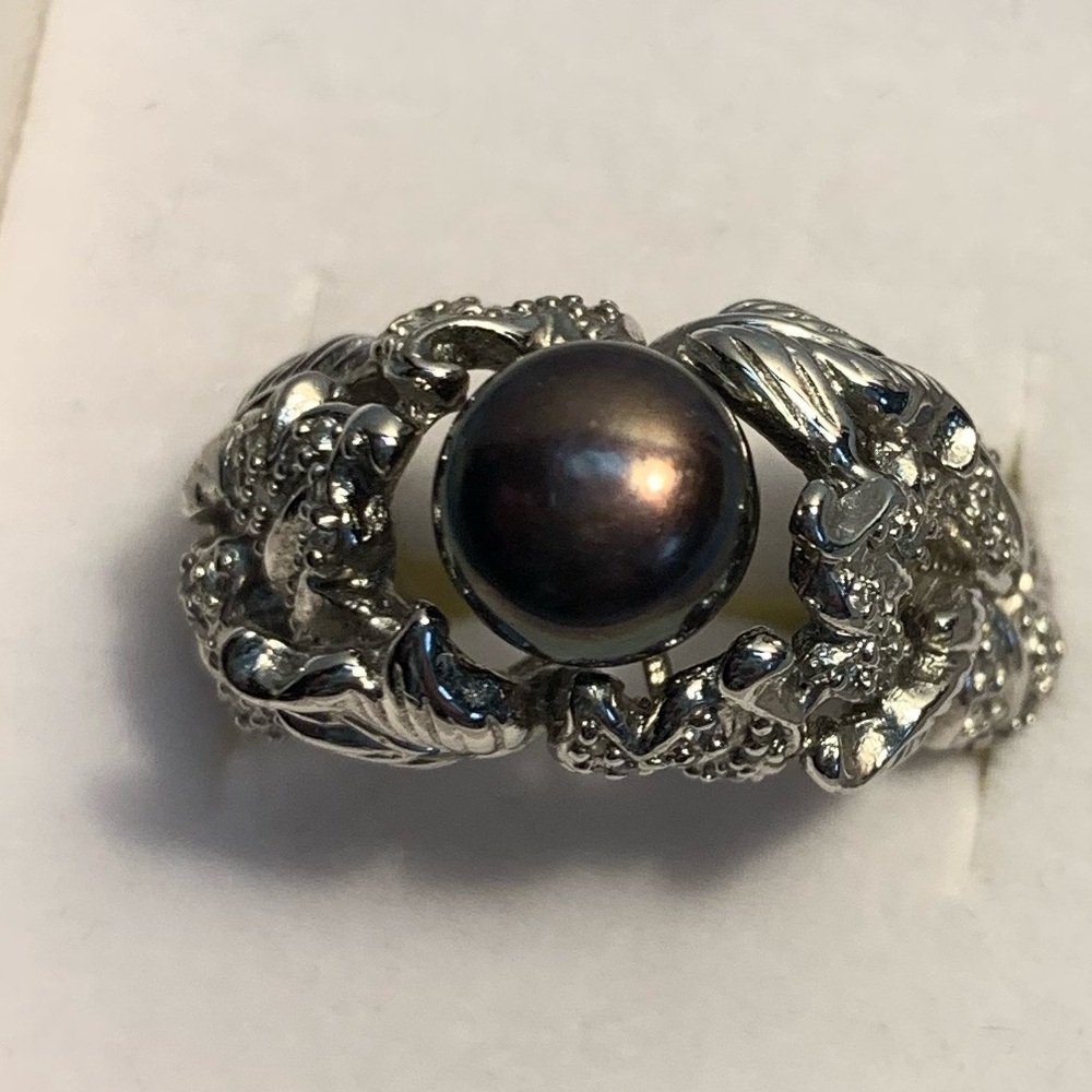 Stamped 925 black coloured pearl ring